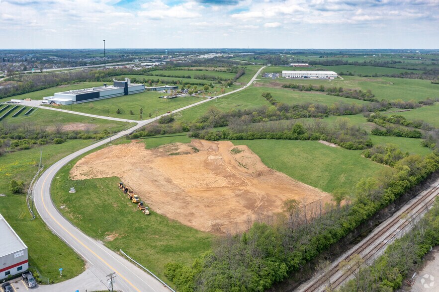1001 Rolling Hills Ln, Winchester, KY à louer - Photo principale – Image 2 sur 6