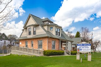 Plus de détails pour 109 N Washington St, Oxford, MI - Bureau à vendre