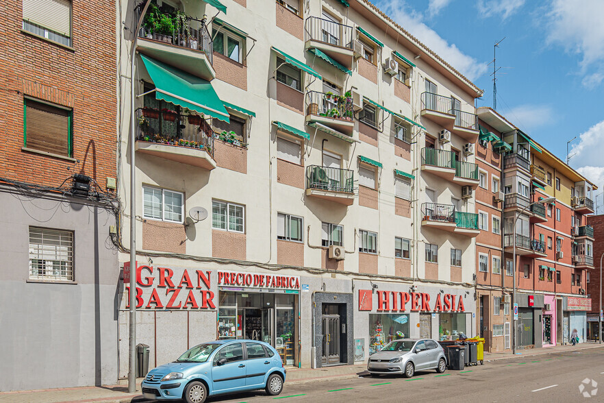 Calle De Ofelia Nieto, 11, Madrid, Madrid à vendre - Photo de l’immeuble – Image 1 sur 2