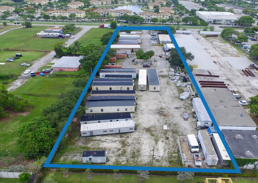 1911 NW 15th St, Pompano Beach, FL à vendre - Aérien – Image 1 sur 4