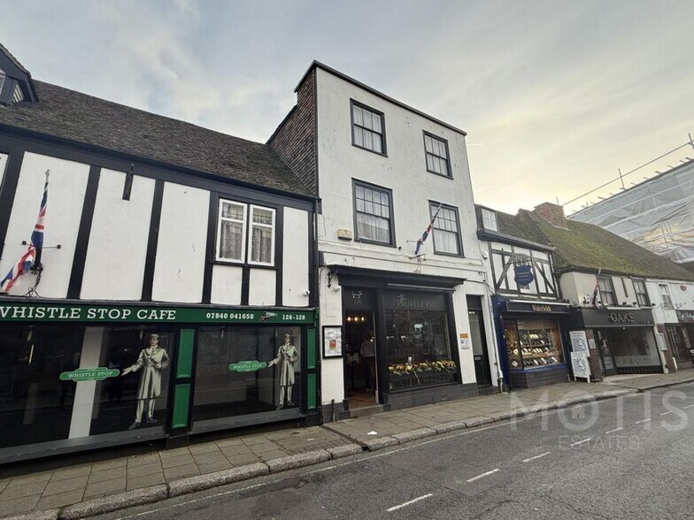 124 High St, Hythe à vendre - Photo de l’immeuble – Image 1 sur 15