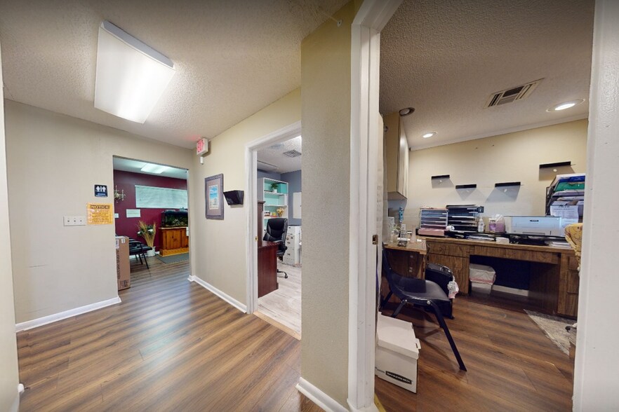 2103 S McCall Rd, Englewood, FL à vendre - Photo de l’immeuble – Image 3 sur 6