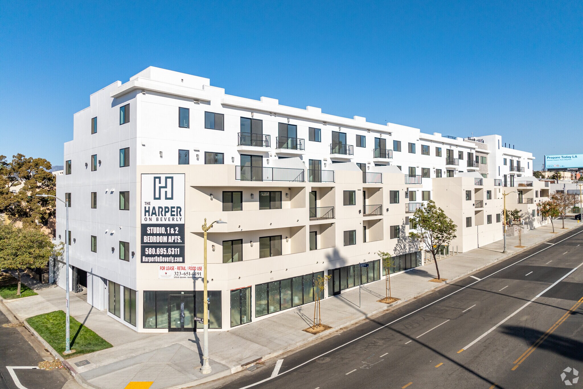 3977 Beverly Blvd, Los Angeles, CA à louer Photo principale– Image 1 sur 17