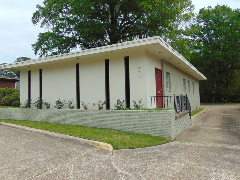 2311 Line Ave, Shreveport, LA à louer - Photo de l’immeuble – Image 1 sur 12