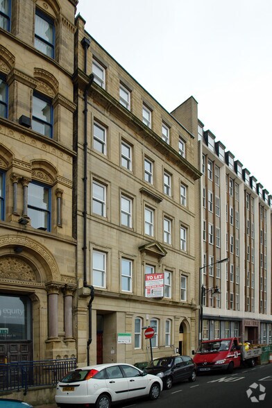 55 Well St, Bradford à louer - Photo de l’immeuble – Image 3 sur 11