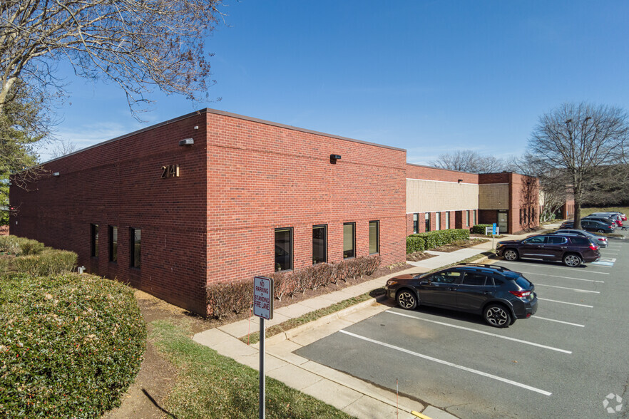 2741 Prosperity Ave, Merrifield, VA à louer - Photo principale – Image 1 sur 5