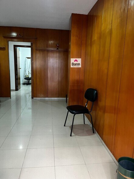 Local commercial dans Córdoba, Córdoba à vendre - Photo intérieure – Image 2 sur 8