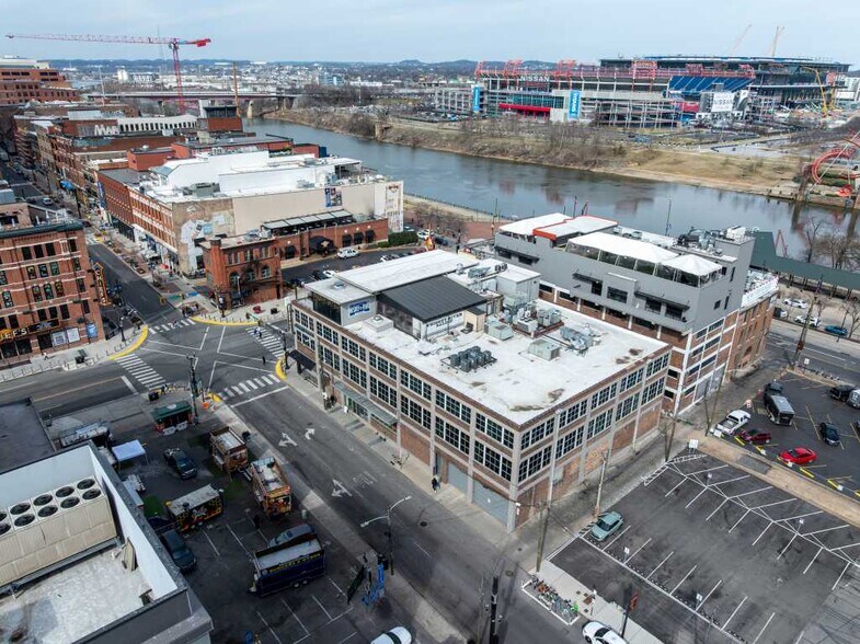 111 Broadway, Nashville, TN à louer - Photo de l’immeuble – Image 2 sur 47