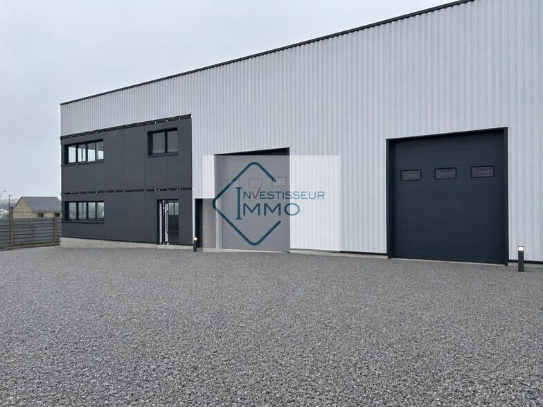 Local d’activités dans Arpajon à louer - Photo de l’immeuble – Image 3 sur 4