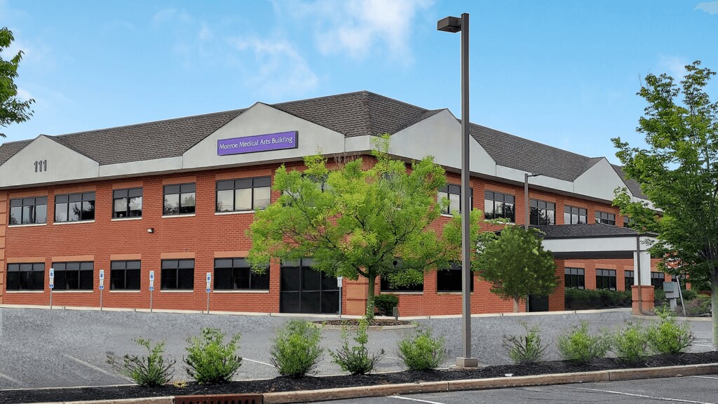 111 Union Valley Rd, Monroe Township, NJ à louer Photo principale– Image 1 sur 2