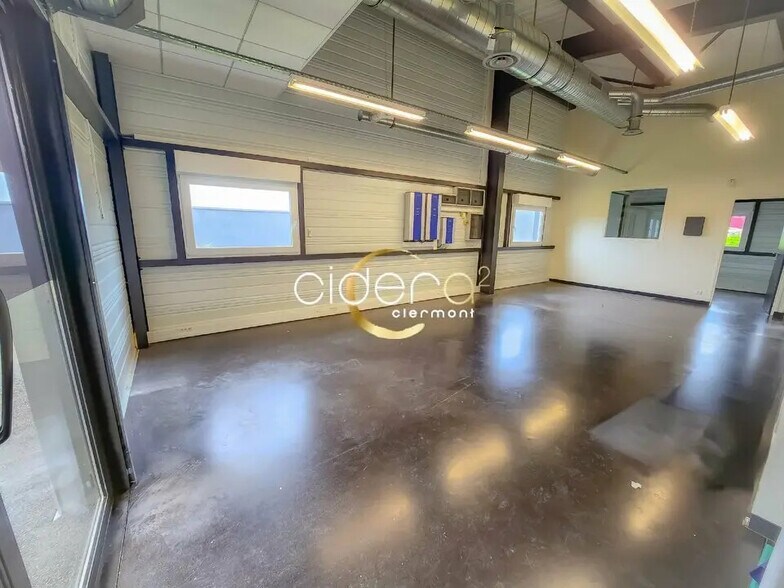 Bureau dans Romagnat à louer - Photo de l’immeuble – Image 3 sur 12