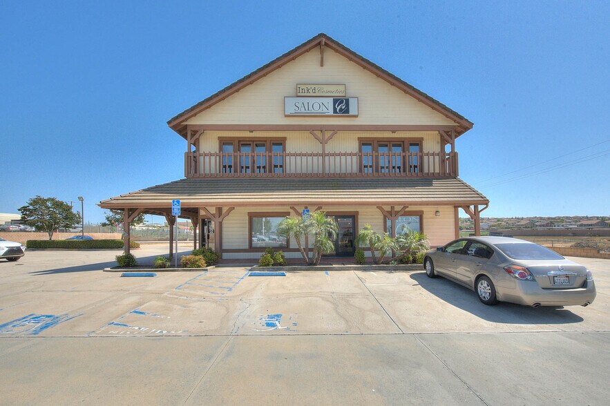 18791 Van Buren Blvd, Riverside, CA à louer - Photo de l’immeuble – Image 3 sur 8