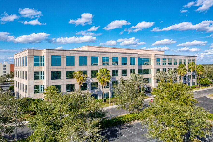 9002 San Marco Ct, Orlando, FL à louer - Photo de l’immeuble – Image 1 sur 7