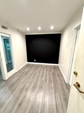 8721 W Sunset Blvd, West Hollywood, CA à louer Photo intérieure– Image 1 sur 10
