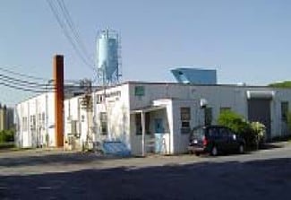 Plus de détails pour 226 W 27th St, Northampton, PA - Industriel/Logistique à vendre