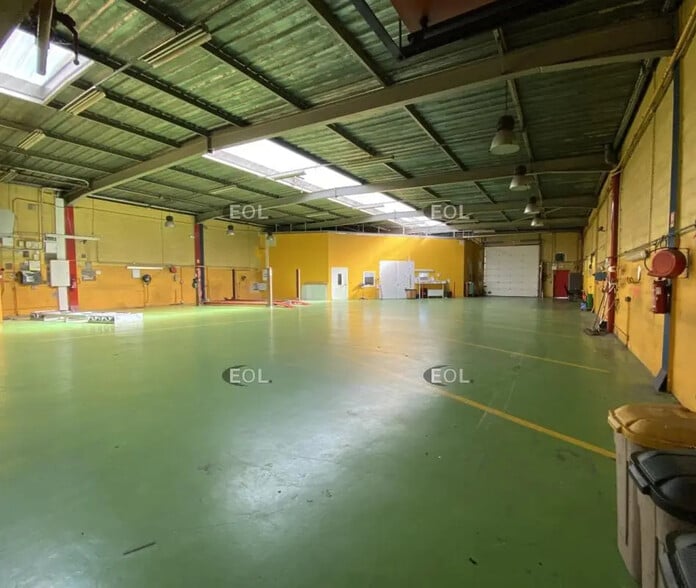 Local d’activités dans Montreuil à louer - Photo intérieure – Image 2 sur 6