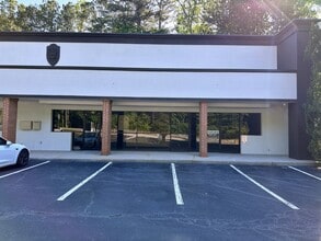 5950 Hugh Howell Rd, Stone Mountain, GA à louer Photo de l’immeuble– Image 1 sur 6