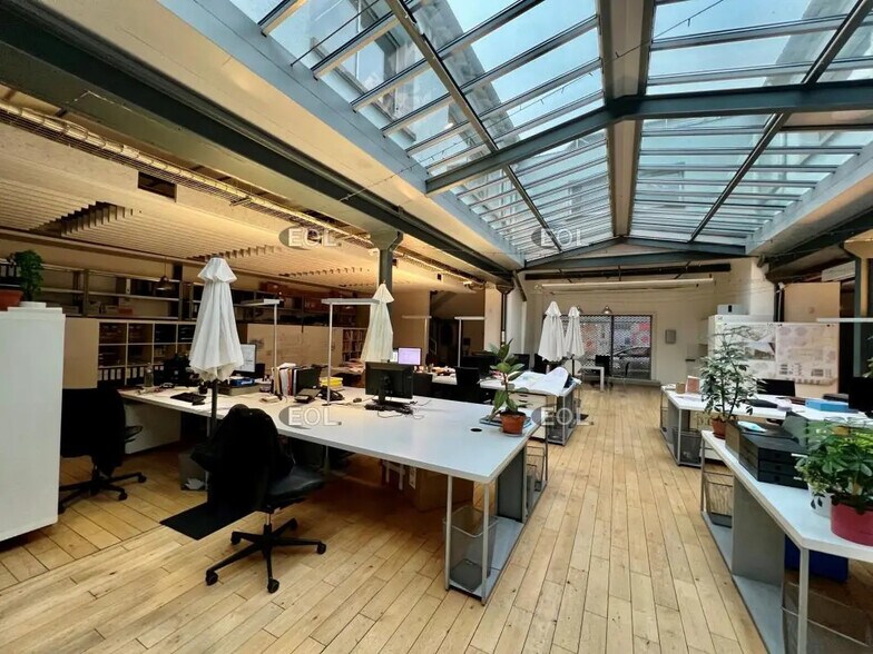 Bureau dans Montreuil à vendre - Photo de l’immeuble – Image 2 sur 8