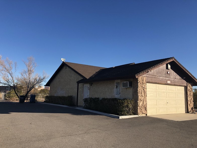 1620 E Serene Ave, Las Vegas, NV à vendre - Photo de l’immeuble – Image 3 sur 5