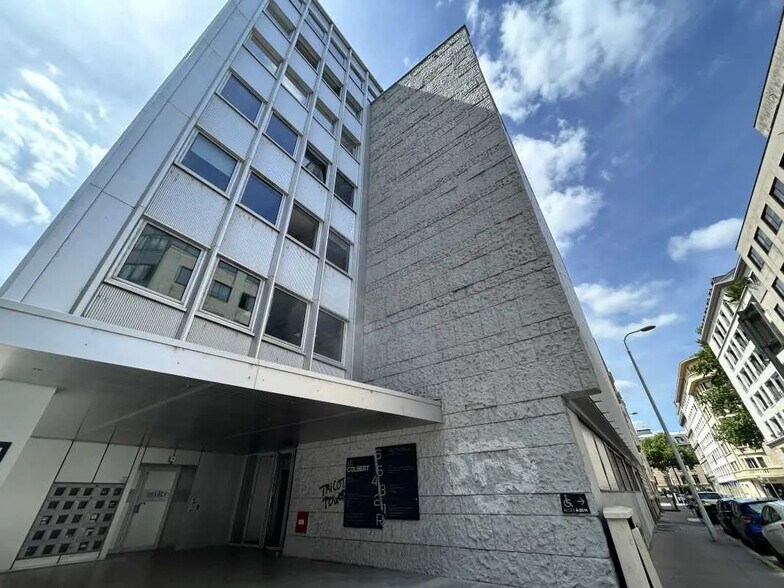 Bureau dans Lyon à louer - Photo de l’immeuble – Image 1 sur 8