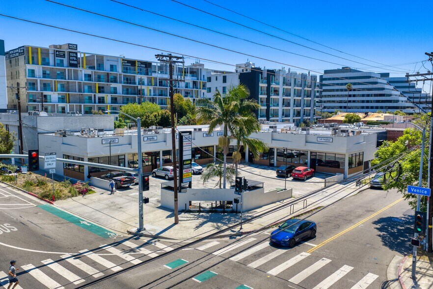 10020-10036 Venice Blvd, Culver City, CA à louer - Photo de l’immeuble – Image 2 sur 10