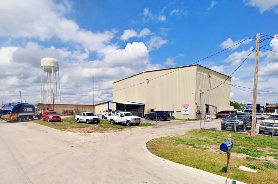 4618 Ed Rutherford Rd, Greenville, TX à louer - Photo de l’immeuble – Image 3 sur 6