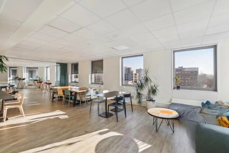 81 Boulevard De La Bataille De Stalingrad, Villeurbanne à louer - Photo de l’immeuble – Image 3 sur 17