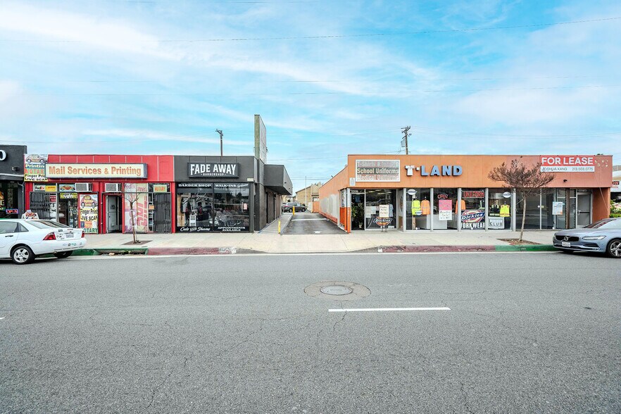 Pioneer Blvd Multi-tenant Retail Center portefeuille de 2 biens à vendre sur LoopNet.fr - Photo principale – Image 1 sur 29