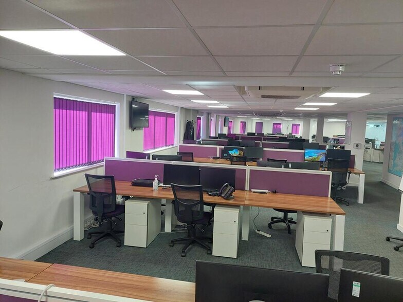 36 Hagley Rd, Halesowen à vendre - Photo de l’immeuble – Image 3 sur 12