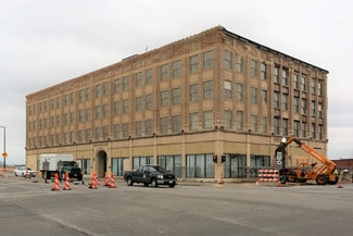 Plus de détails pour 301 Broadway, Lorain, OH - Local commercial à louer