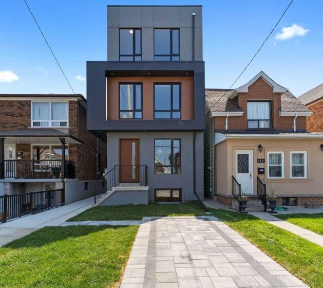 531 Delaware Av N, Toronto, ON à vendre Photo principale– Image 1 sur 13