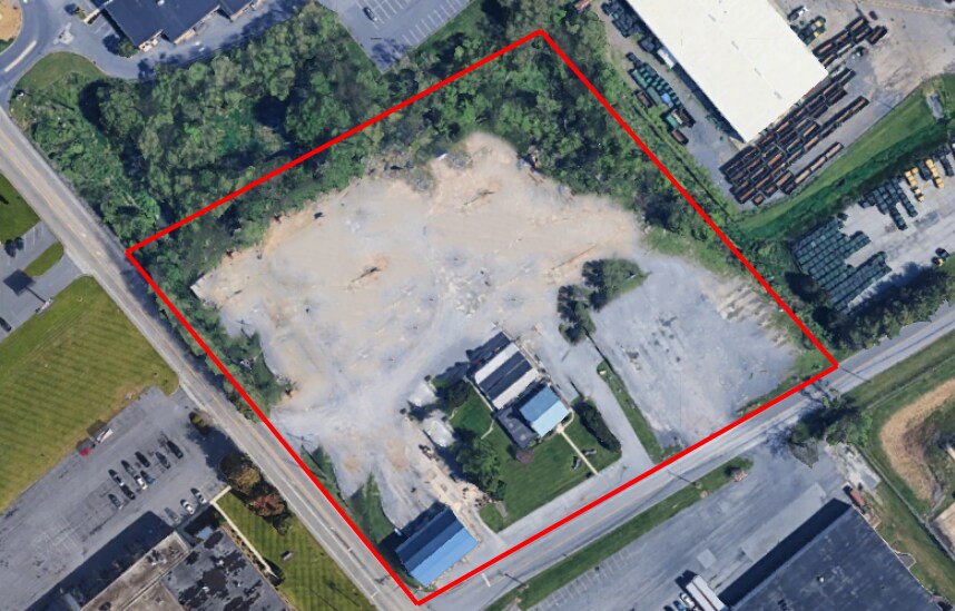 4590 Industrial Park Rd, Camp Hill, PA à louer - Photo de l’immeuble – Image 2 sur 10
