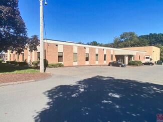 Plus de détails pour 389 John Downey Dr, New Britain, CT - Local d'activités à louer
