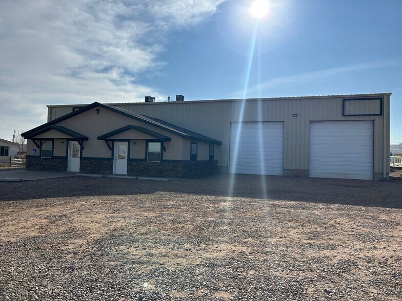 2783 W 2500 S, Roosevelt, UT à vendre - Photo de l’immeuble – Image 2 sur 16