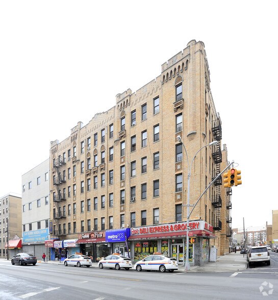 1950 Daly Ave, Bronx, NY à vendre - Photo principale – Image 1 sur 4