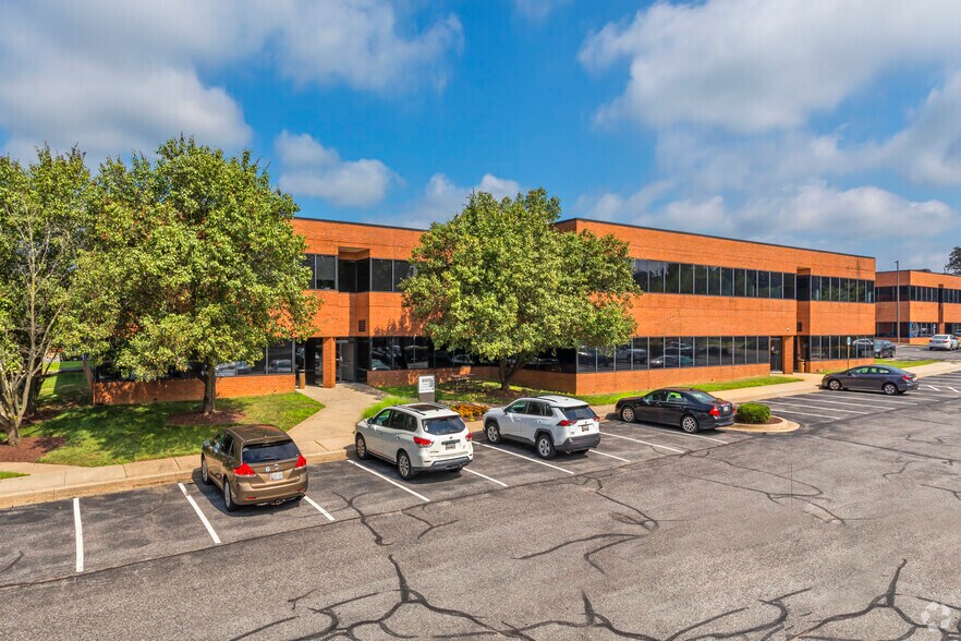 4000 Blackburn Ln, Burtonsville, MD à louer - Photo de l’immeuble – Image 3 sur 6