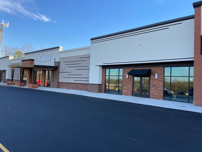 2685 Celanese Rd, Rock Hill, SC à louer - Photo de l’immeuble – Image 2 sur 2