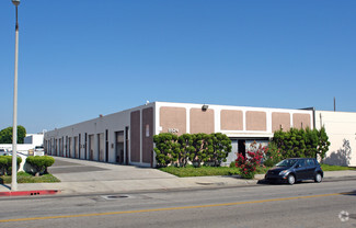 Plus de détails pour 8824-8832 Shirley Ave, Northridge, CA - Local d'activités, Industriel/Logistique à louer