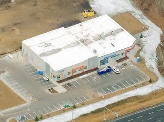 Plus de détails pour 730 Parkland Hwy, Stony Plain, AB - Local commercial à louer