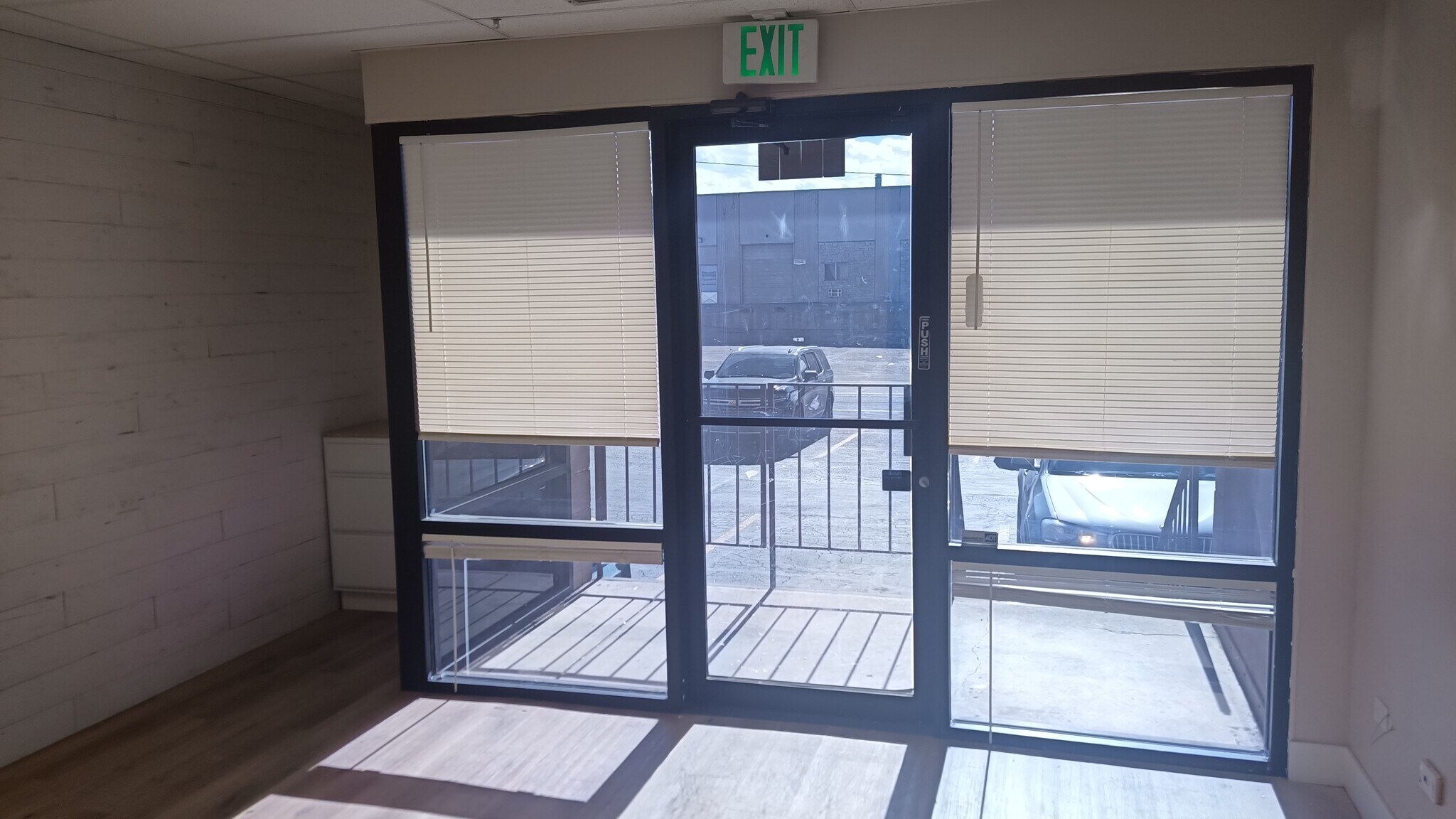 3203 W Hampden Ave, Englewood, CO à louer Photo intérieure– Image 1 sur 14