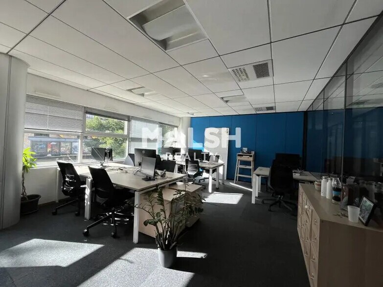 Bureau dans Lyon à louer - Photo de l’immeuble – Image 2 sur 23