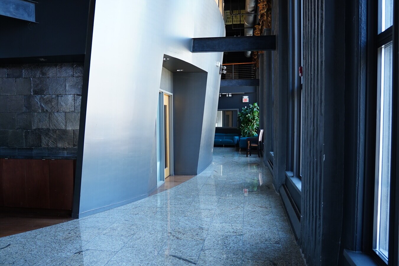 View Photo