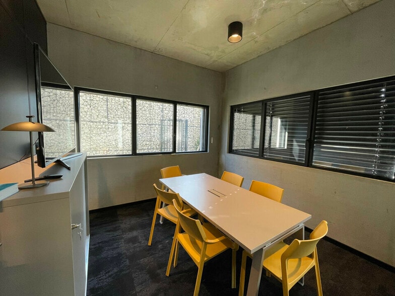 Bureau dans Rillieux-la-Pape à louer - Photo intérieure – Image 3 sur 7