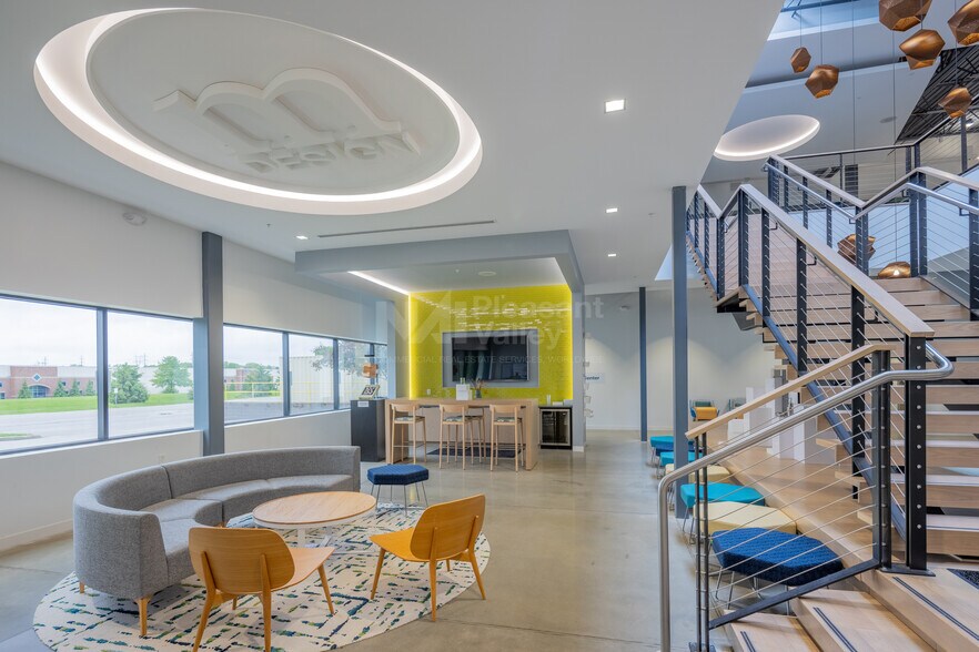 30320 Emerald Valley Pky, Solon, OH à louer - Photo intérieure – Image 2 sur 12