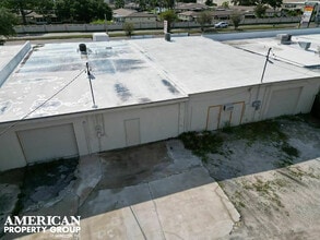 5624 Swift Rd, Sarasota, FL à louer Photo intérieure– Image 2 sur 2