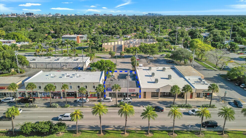 1420 NE 163rd St, North Miami Beach, FL à vendre - Photo de l’immeuble – Image 1 sur 9
