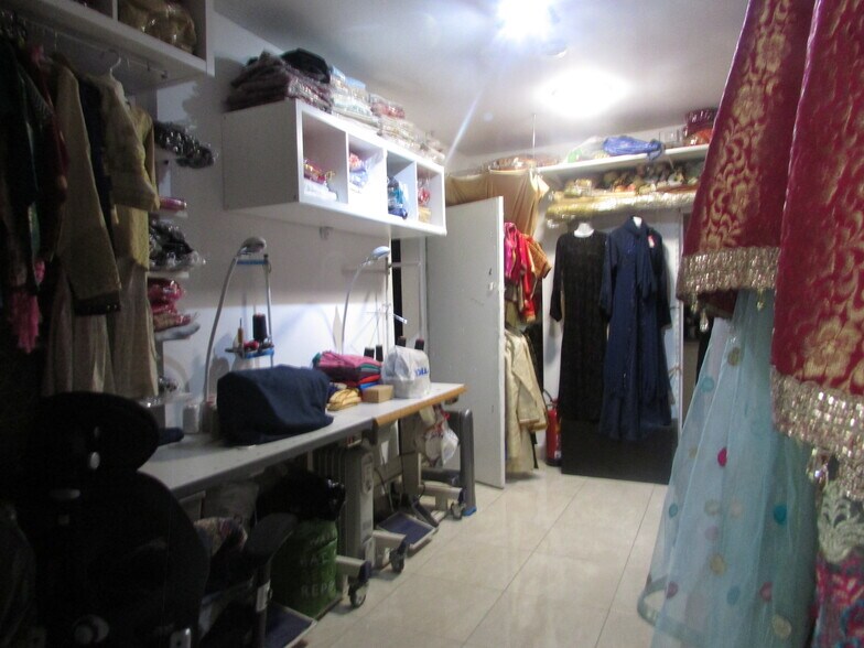 170 Leagrave Rd, Luton à louer - Photo de l’immeuble – Image 2 sur 15