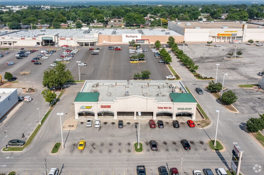 1917 S Yale Ave, Tulsa, OK à louer - Photo principale – Image 1 sur 5