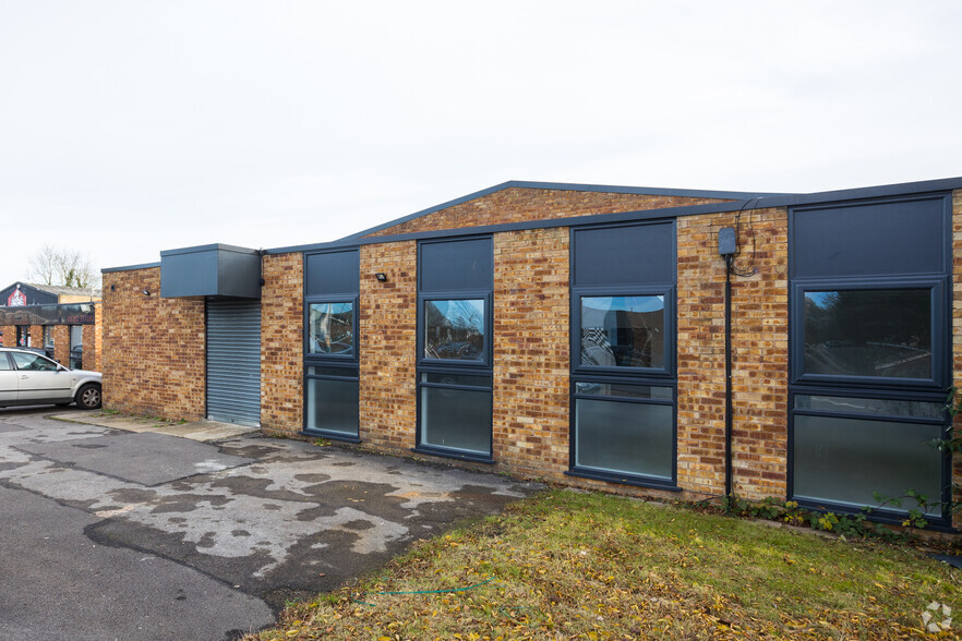 2-3B Sovereign Way, Tonbridge à vendre - Photo de l’immeuble – Image 3 sur 4