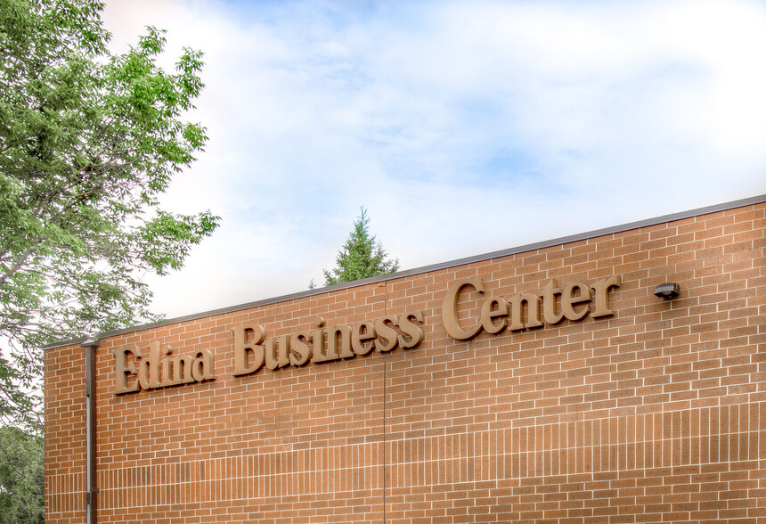 5500 Lincoln Dr, Edina, MN à louer - Photo de l’immeuble – Image 1 sur 20